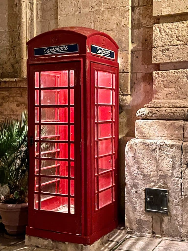 Phone booth near St Pauls