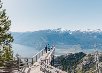 6 Car-Free Spring Day Trips From Vancouver
